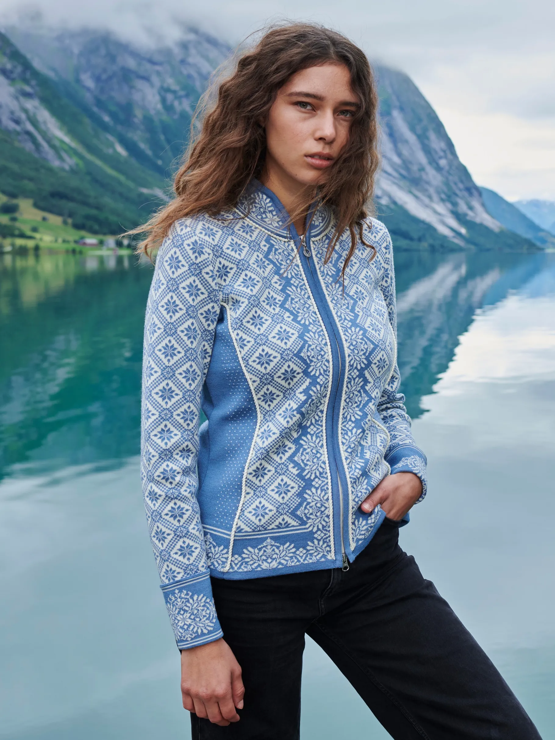 New Christiania Women's Jacket - Merino Wool Women Short Jackets & Cardigans