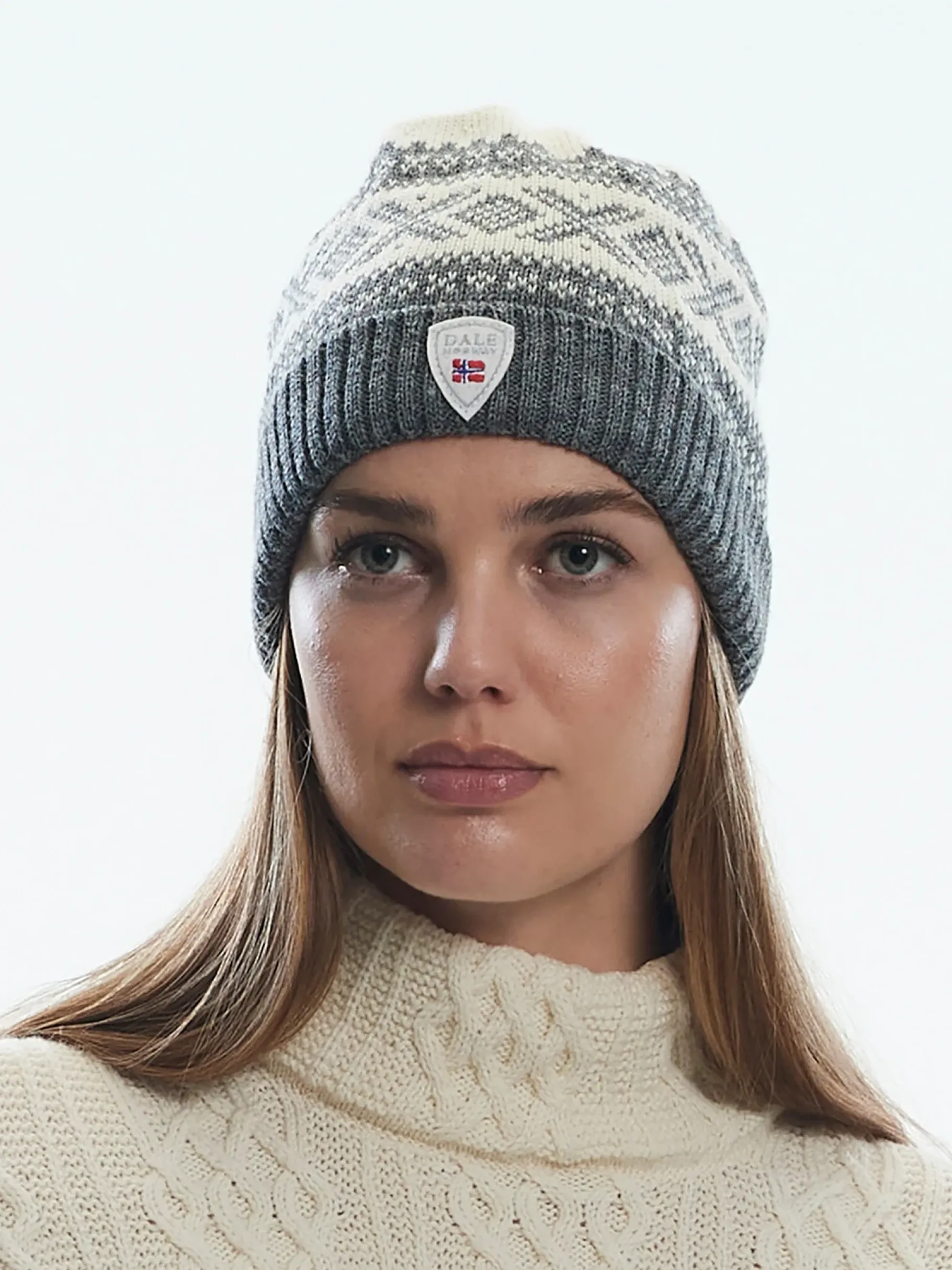 Shop Cortina Thin Wool Hat - Norwegian Wool Women Hats